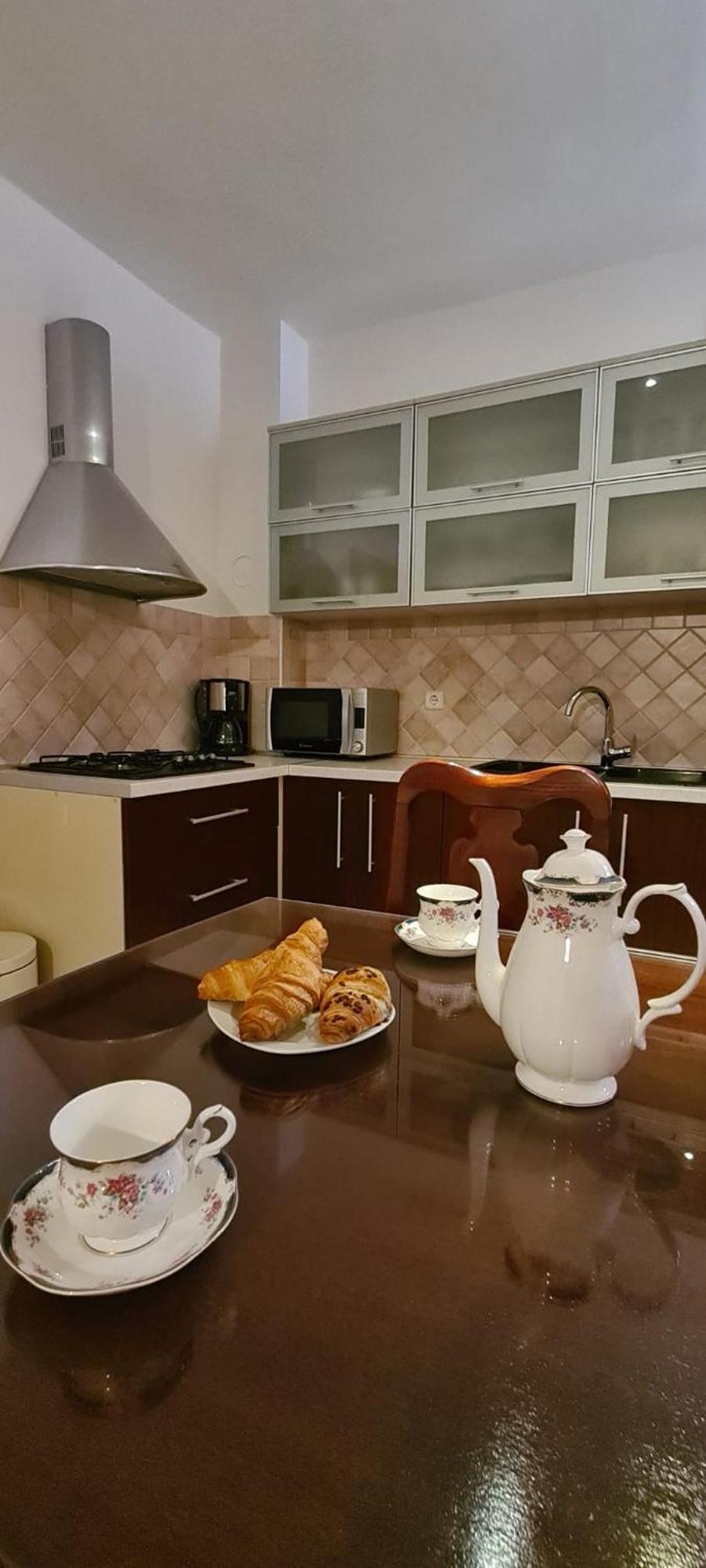 Apartments Klara โนวีวีโนดอลสกี ภายนอก รูปภาพ